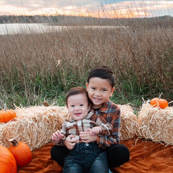 Meet your Posher! π½ - Picture 3 of 3